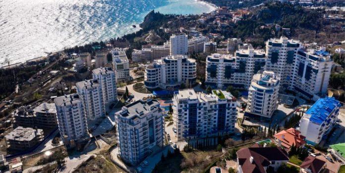 Стаття Откуда возник спрос на жилье в Крыму? Фото Ранкове місто. Крим