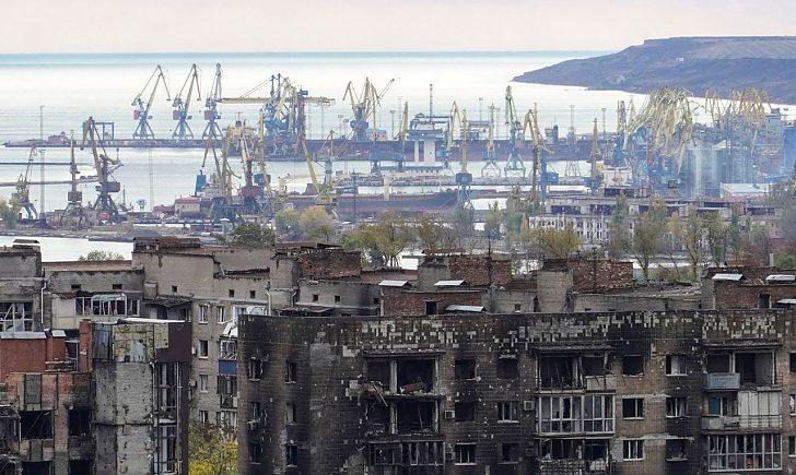 Стаття Наймасштабніший проєкт відбудови з часів Другої світової: презентовано план відновлення Маріуполя Ранкове місто. Крим