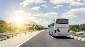 Стаття ЄЧерга: на Одещині водії автобусів можуть обрати час проїзду до Молдови Ранкове місто. Крим