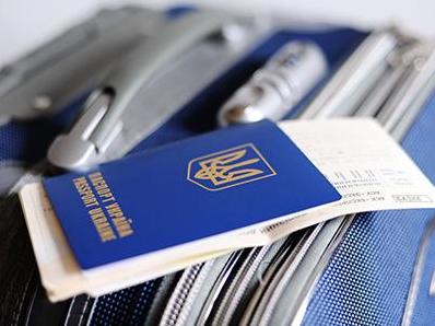 Стаття Безвиз: как правильно оформить паспорт ребенку Ранкове місто. Крим