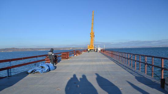 Стаття Из-за строительства Керченского моста начались изменения ландшафта (фото) Утренний город. Крим
