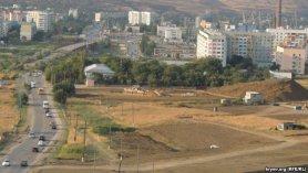 Стаття Оккупанты засыпят землей античный курган для строительства дороги к Керченскому мосту. ФОТО Утренний город. Крим