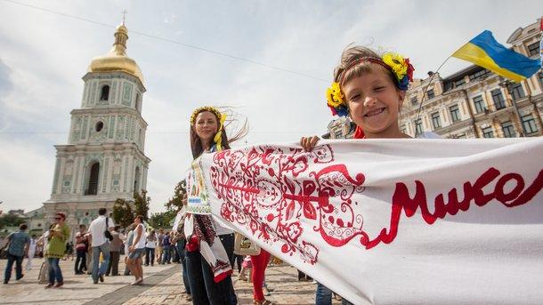 Стаття Куда поехать на День независимости: парад, фестивали и концерты Ранкове місто. Крим