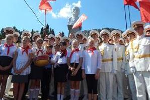 Стаття «Новая партия зомби»: в Крыму открыли памятник Ленину Утренний город. Крим