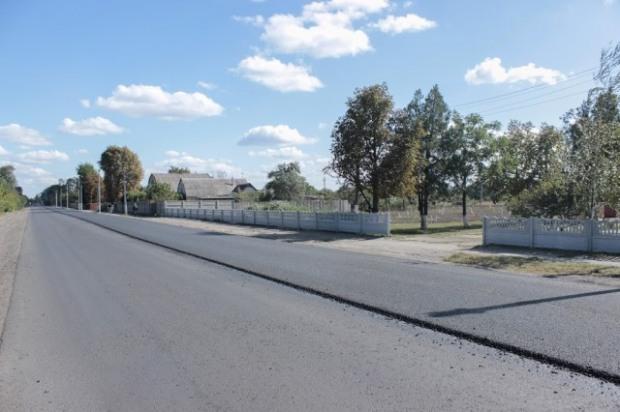 Стаття Впервые за 20 лет отреставрировали Донецкую трассу! Ранкове місто. Крим