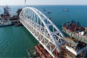 Стаття Минтранс продлил срок монтажа Крымского моста Утренний город. Крим