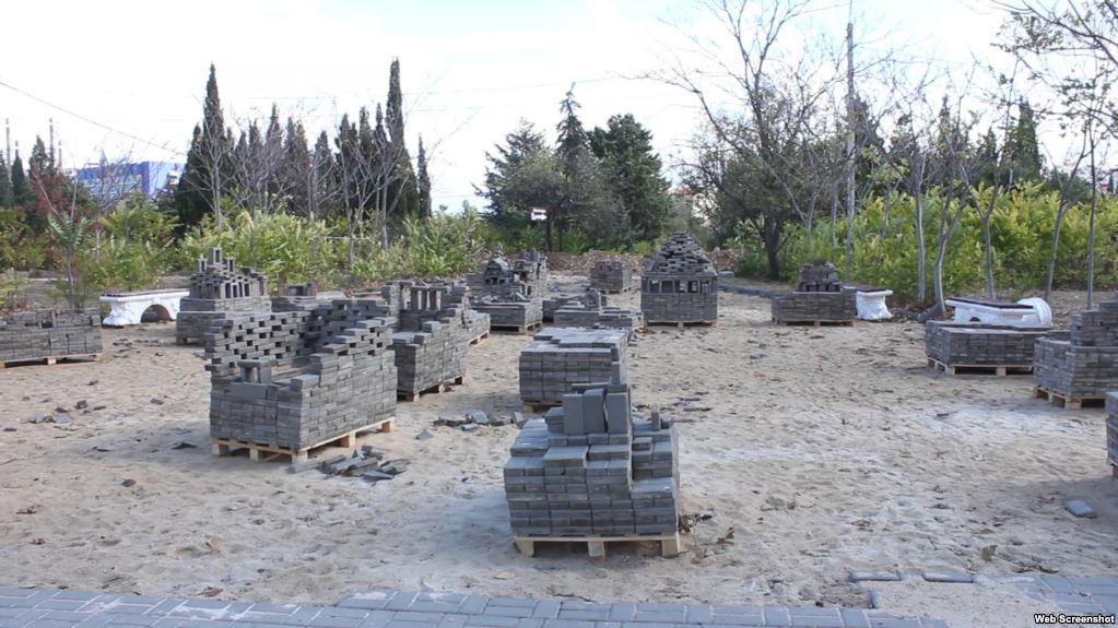 Статья Севастопольцы жалуются на затянувшуюся реконструкцию парка Победы Утренний город. Крым