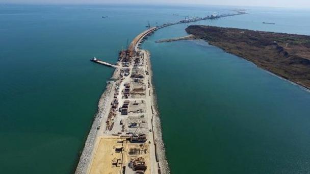 Статья В Керченском мосту готовятся установить вторую арку: пролив будет перекрыт Утренний город. Крым
