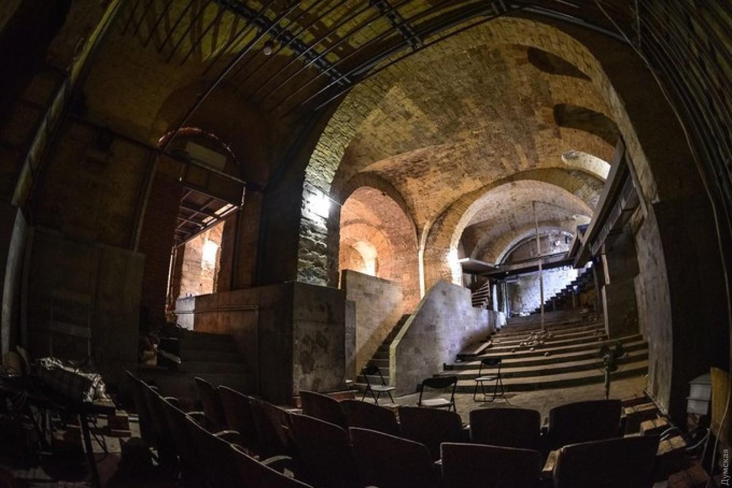 Стаття В таинственных подвалах на Военном спуске открывается первый подземный театр Украины Ранкове місто. Крим