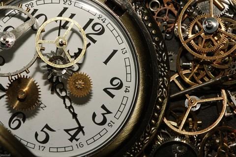 Стаття Когда украинцам нужно перевести часы на «зимнее» время? Ранкове місто. Крим