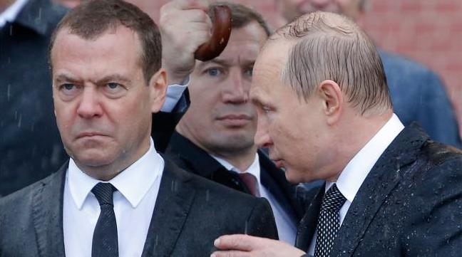 Стаття Как российские бизнесмены пожаловались «царю» Путину на Медведева Утренний город. Крим