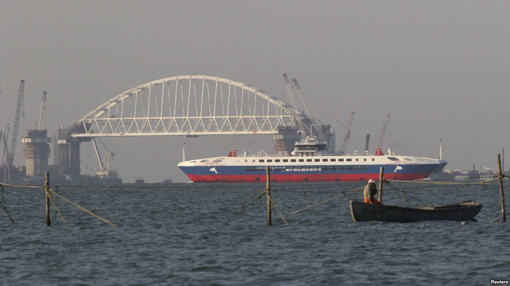 Статья Чего ждут крымчане от Керченского моста? Утренний город. Крым