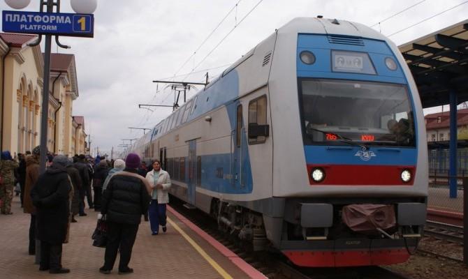Статья В «Укрзализныце» рассказали, какими скоростными поездами пополнят парк Утренний город. Крым