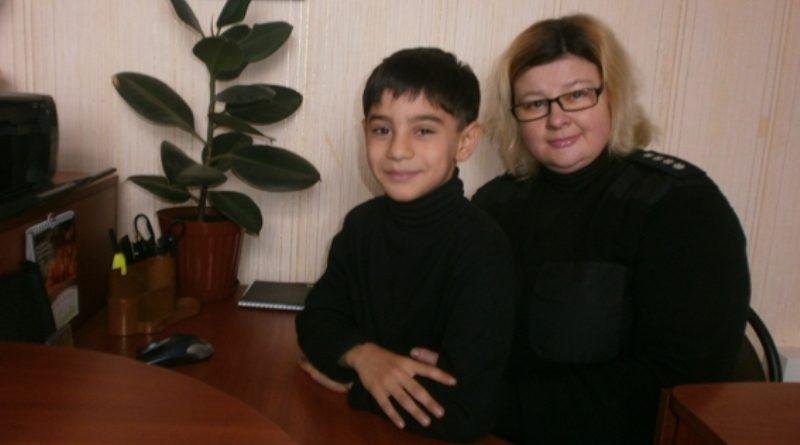 Стаття Женщина-полицейский из Арциза стала мамой для двоих мальчиков-сирот из Луганска Ранкове місто. Крим