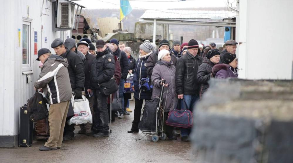 Стаття Меняется график работы КПВВ в Станице Луганской Ранкове місто. Крим