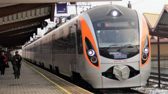Стаття Поезд «Киев-Тернополь» изменит периодичность курсирования Ранкове місто. Крим