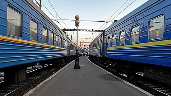 Стаття «Укрзализныця» запустит поезд «Киев-Бердянск-Покровск» Ранкове місто. Крим