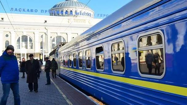 Стаття Билеты на два международных поезда разрешили покупать через интернет Ранкове місто. Крим