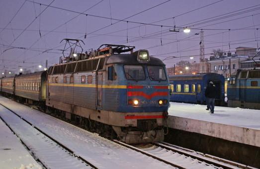 Стаття Поезд Минск - Одесса летом будет ходить через Затоку Ранкове місто. Крим