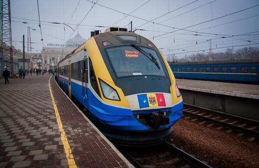 Стаття Первый рейс из Кишинева в Одессу совершил модернизированный дизель-поезд (ФОТО) Ранкове місто. Крим