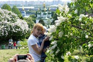 Стаття В этом году украинцы будут отмечать майские праздники четыре дня подряд Ранкове місто. Крим