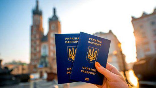 Стаття Куда украинцы могут поехать без виз? (ИНФОГРАФИКА) Ранкове місто. Крим