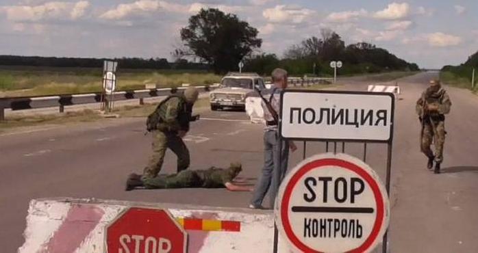 Стаття В Донбассе сократят количество блокпостов полиции, создадут пешие и автопатрули Ранкове місто. Крим