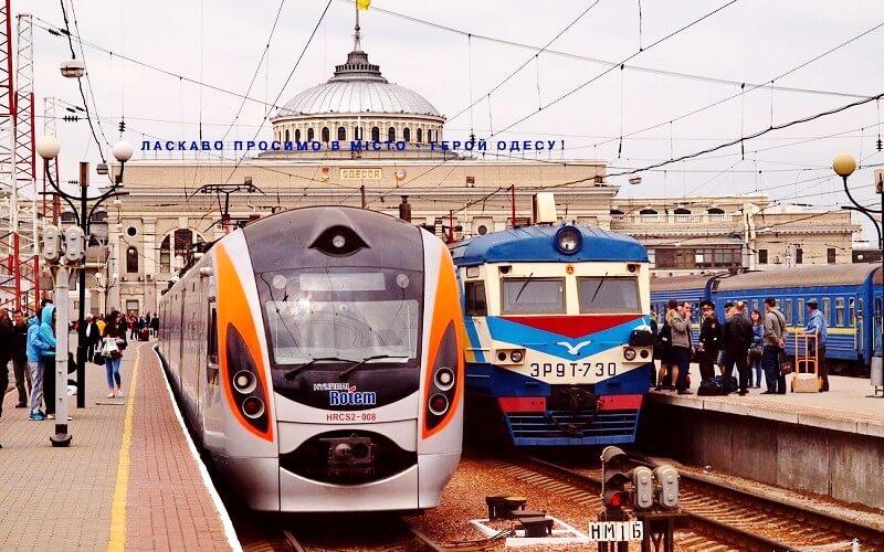 Стаття «Укрзалізниця» начала продажу билетов на новый поезд Одесса-Сумы Ранкове місто. Крим