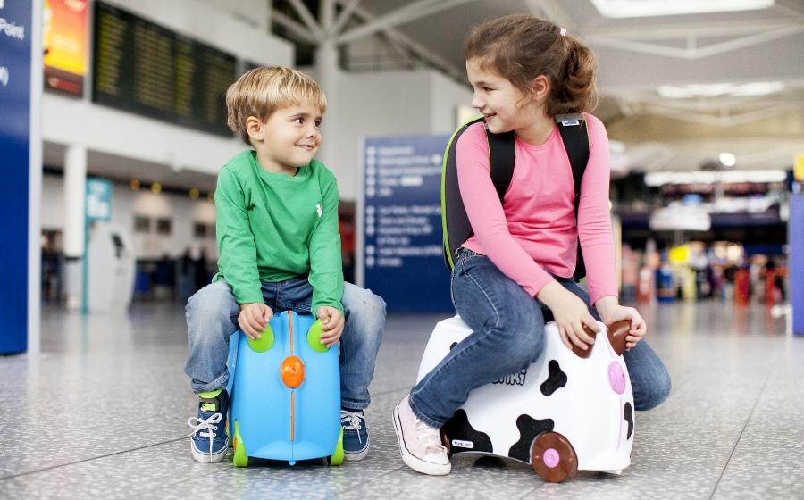 Стаття Украинцам упростили правила вывоза ребенка за границу: что изменится? Ранкове місто. Крим