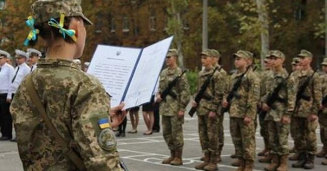 Стаття Женщины на войне: слово нашим хрупким, но мужественным девушкам Ранкове місто. Крим