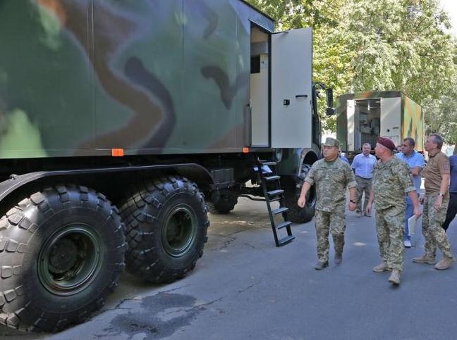 Стаття В ВСУ качество продуктов для военнослужащих будут проверять мобильные лаборатории. ФОТО Ранкове місто. Крим