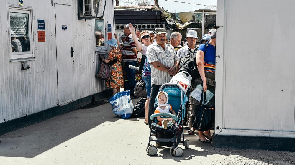 Стаття Дата открытия КПВВ в Станице Луганской Ранкове місто. Крим