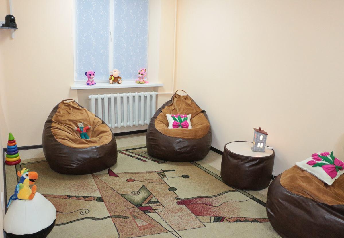 Стаття В Одессе открыли комнату дружественного опроса детей, пострадавших от домашнего насилия. Фото Ранкове місто. Крим