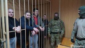 Стаття Суд в Москве продлил арест всем военнопленным морякам и сотрудникам СБУ (обновлено) Утренний город. Крим
