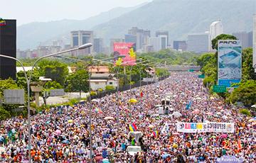 Стаття Народ Венесуэлы Дал Пинка Диктатору Мадуро. Путину Стоит Приготовиться Ранкове місто. Крим