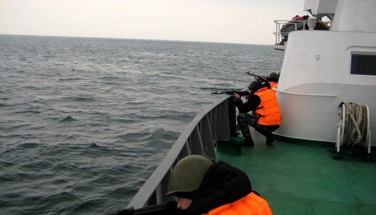 Стаття Новобранцы Одесского отряда морской охраны вышли в море для обороны границ (фото) Ранкове місто. Крим