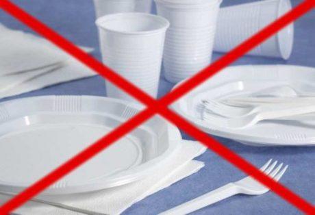 Стаття #Великийпістбезпластику:украинцев призывают отказаться от пластиковой посуды во время Великого Поста Утренний город. Крим