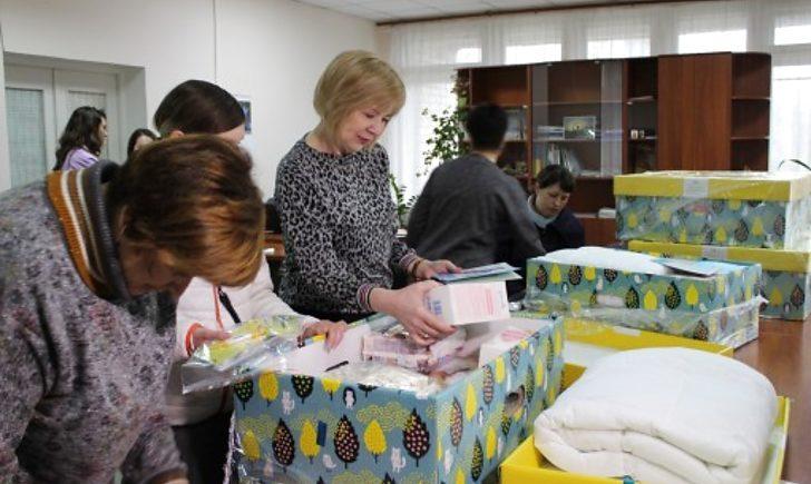 Стаття На Луганщині породіллям почали видавати «пакунки малюка». ФОТО Ранкове місто. Крим