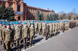 Стаття В Военной академии Одессы открыли памятник погибшим на российско-украинской войне Ранкове місто. Крим