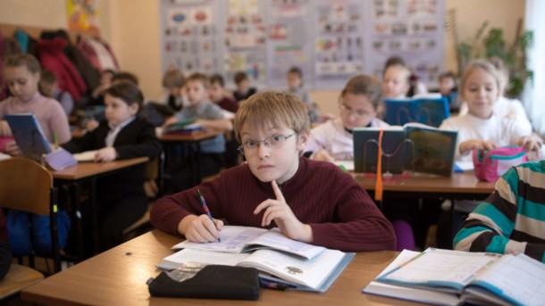 Стаття В Украине отменили обязательную школьную форму Ранкове місто. Крим