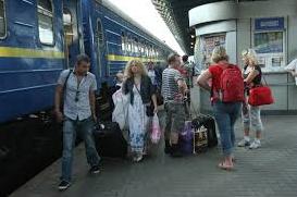 Стаття Из Киева в Мариуполь будет ходить дополнительный поезд Ранкове місто. Крим
