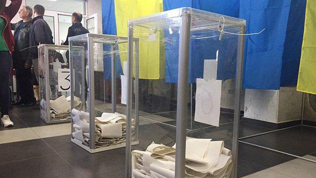 Стаття Куди звертатися у разі порушень на виборах: ДБР відкриває гарячу лінію Ранкове місто. Крим