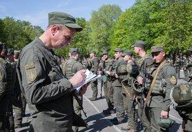 Стаття С сегодняшнего дня кроме полиции улицы будет патрулировать Нацгвардия Ранкове місто. Крим