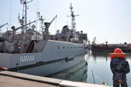 Стаття Катера ВМС Украины вышли в море из Одессы в учебный зарубежный поход Ранкове місто. Крим