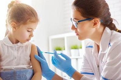 Стаття Обязательная вакцинация школьников: что следует знать родителям? Ранкове місто. Крим