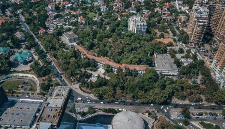 Стаття В одесской мэрии остановили передачу частникам земель санатория Молдова до окончания судебных споров Ранкове місто. Крим