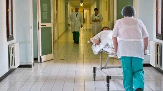 Стаття Круг замкнулся: у крымских медиков нет денег на собственное здоровье Утренний город. Крим