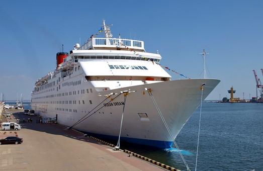 Стаття В 2021 году порт Одессы посетит как минимум 17 круизных лайнеров Ранкове місто. Крим
