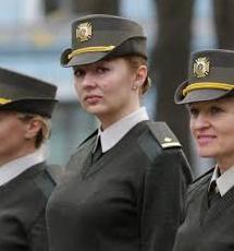 Стаття У ЗСУ завершили тестування суто жіночої форми одягу Ранкове місто. Крим