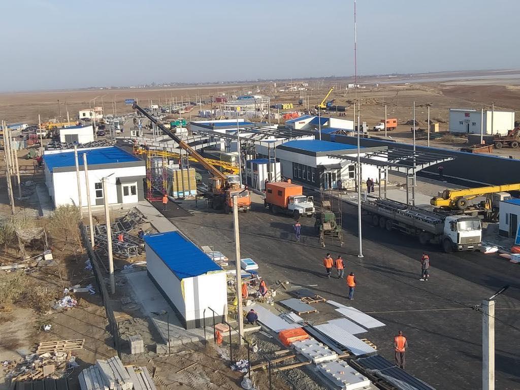 Статья На двух КПВВ на админгранице Херсонщины с Крымом осталось выполнить работ на 3-5% Утренний город. Крым